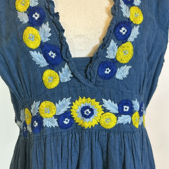 Banjanan | "Diana" Blue Embroidered Floral Tie Waist Sleeveless Dress | Large - Picture 5 of 15